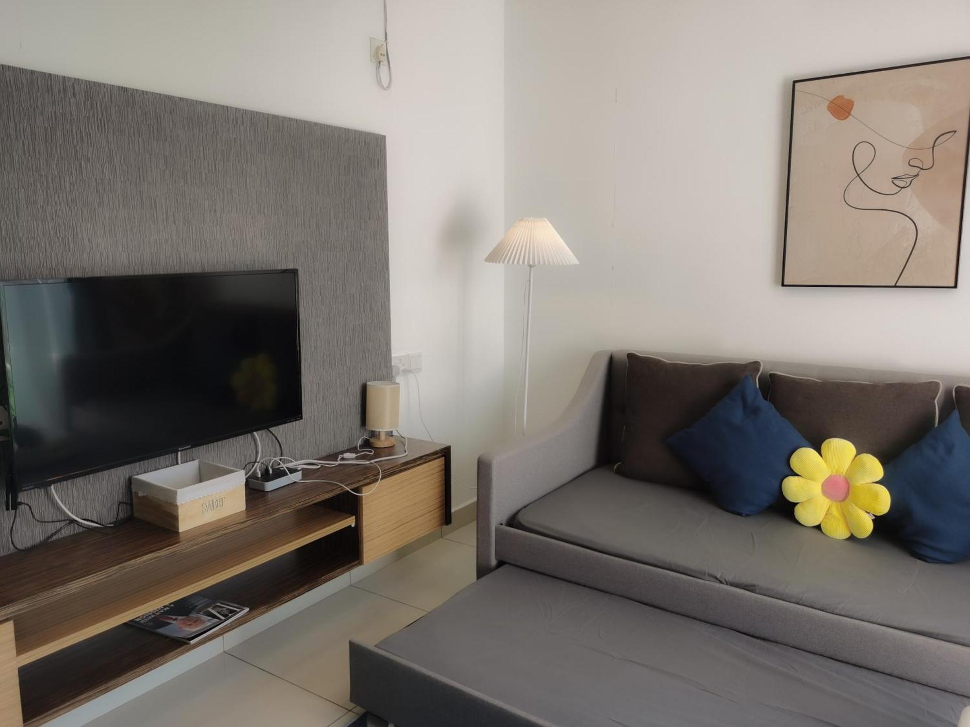 Family Suites At Mansion One By Maj George Town Exterior photo
